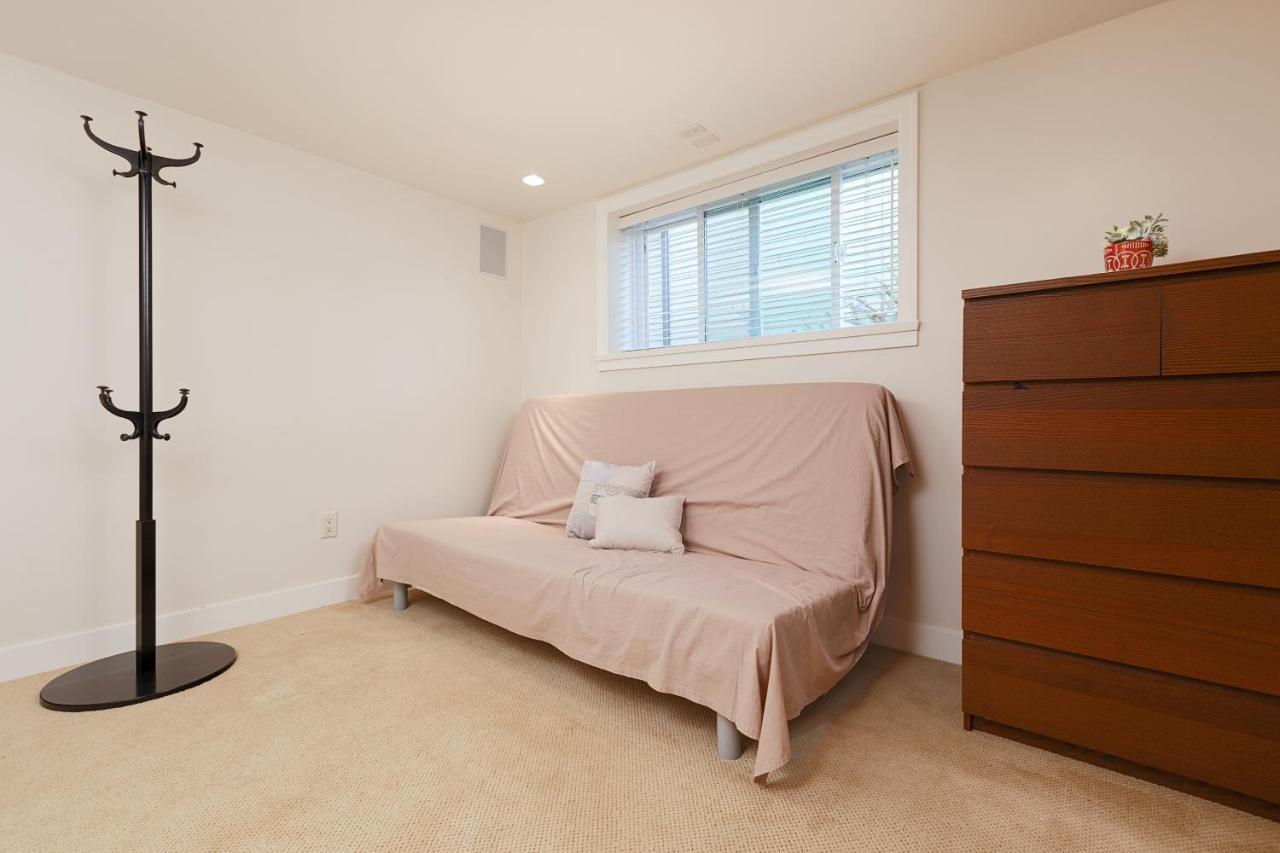 Cozy 3Bdr Suite Near Queen Elizabeth Park Vancouver Exterior photo